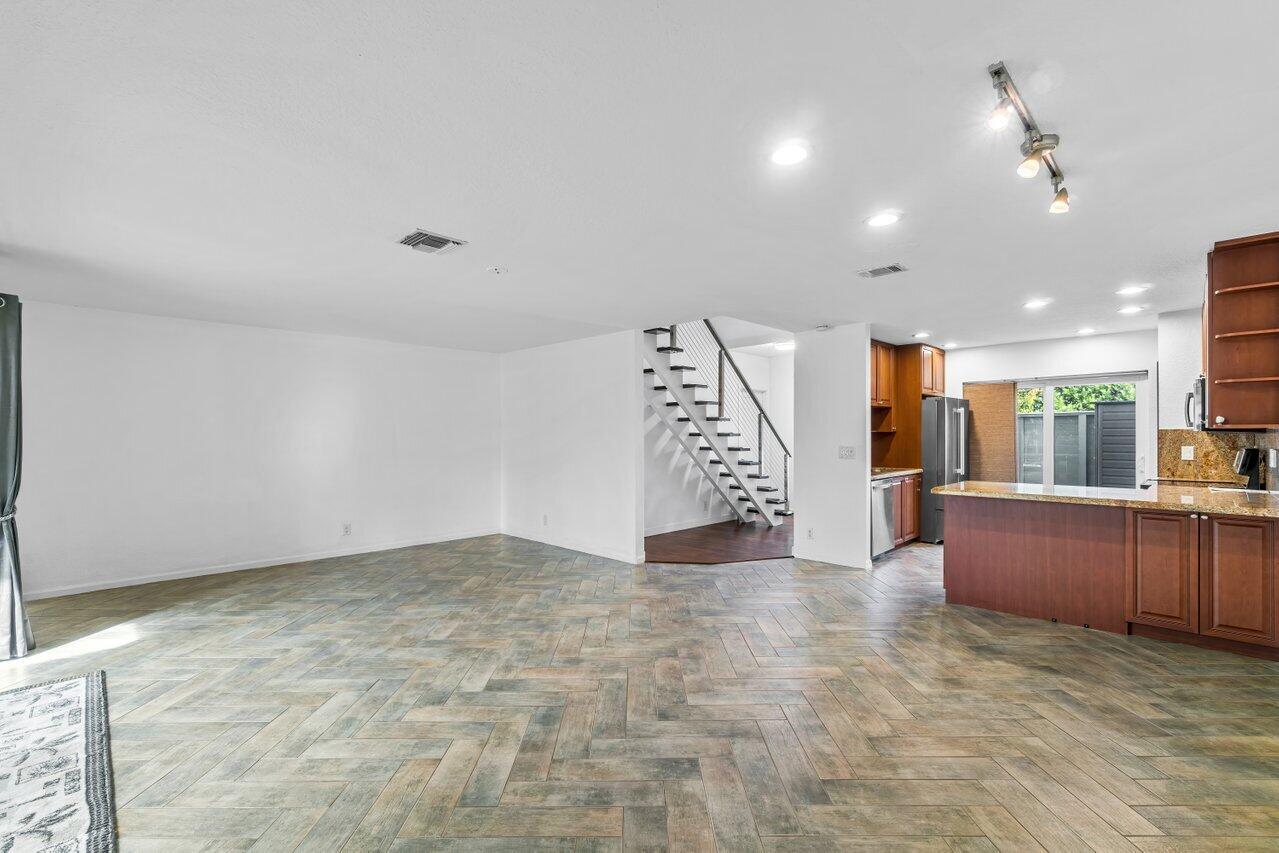 724 Mariners Way Boynton Beach, FL 33435 - Photo 14 of 38 027-724MarinersWay-BoyntonBeach-FL-33435