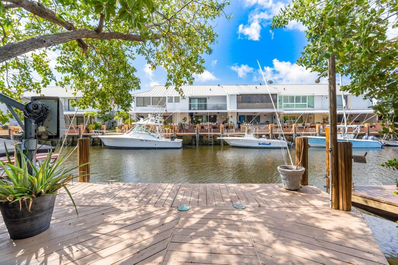 724 Mariners Way Boynton Beach, FL 33435 - Photo 2 of 38 031-724MarinersWay-BoyntonBeach-FL-33435