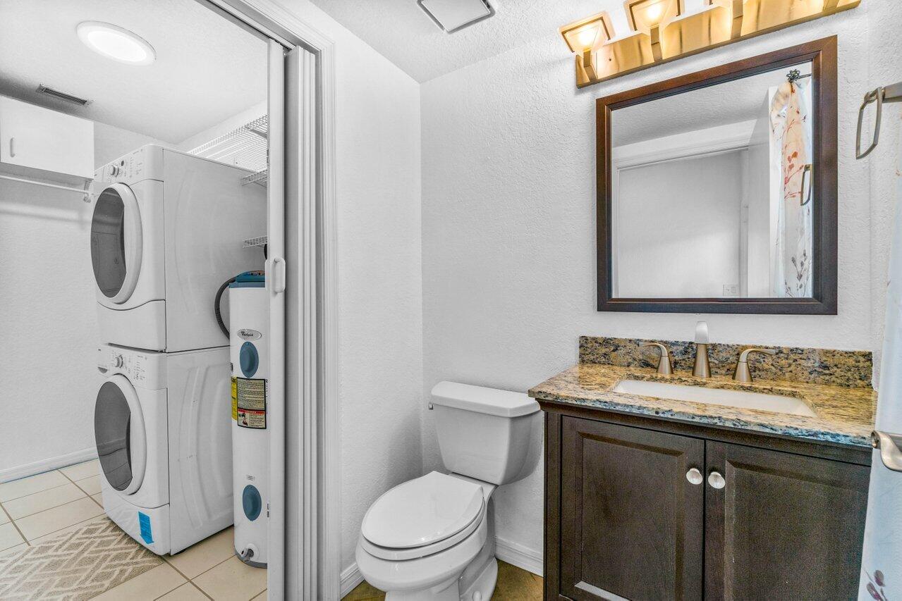 724 Mariners Way Boynton Beach, FL 33435 - Photo 30 of 38 024-724MarinersWay-BoyntonBeach-FL-33435