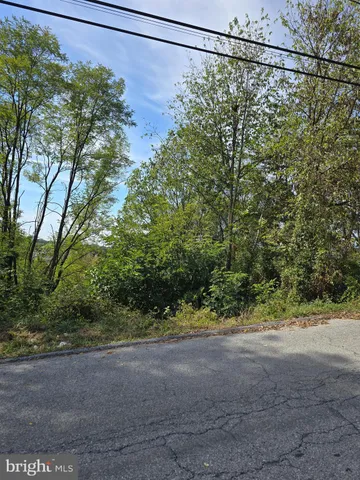 $173,900 | 1445 2nd Street, Enola, PA 17025