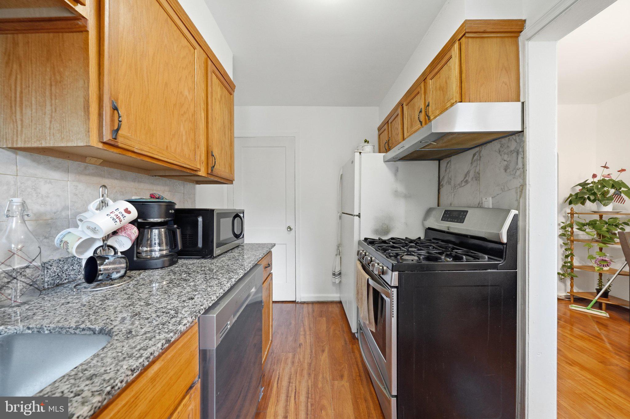 11931 Centerhill Street Silver Spring, MD 20902 - Photo 13 of 45
