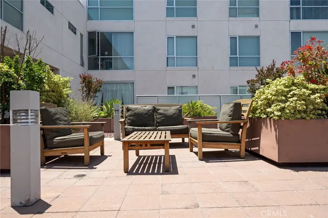 $596,000 | 285 West 6th Street, Unit 527, San Pedro, CA 90731