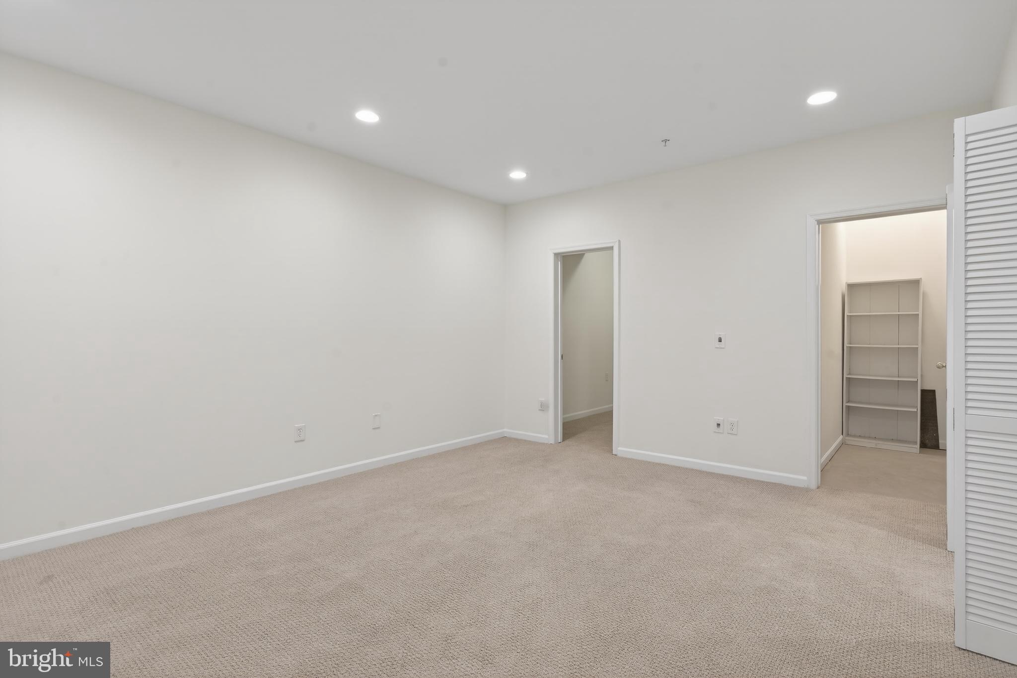 23616 Public House Road Clarksburg, MD 20871 - Photo 19 of 35 an empty room with closet area