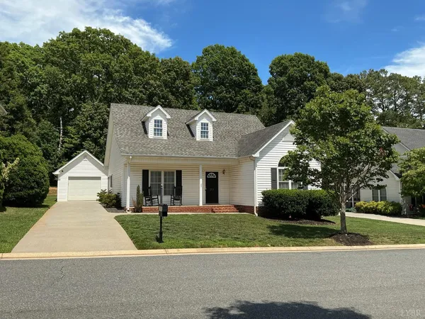 $379,900 | 317 Wyndhurst Drive, Lynchburg, VA 24502