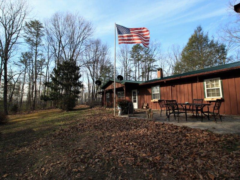 420 Pond Ridge Road Tellico Plains, TN 37385 - Photo 3 of 40 IMG_4736