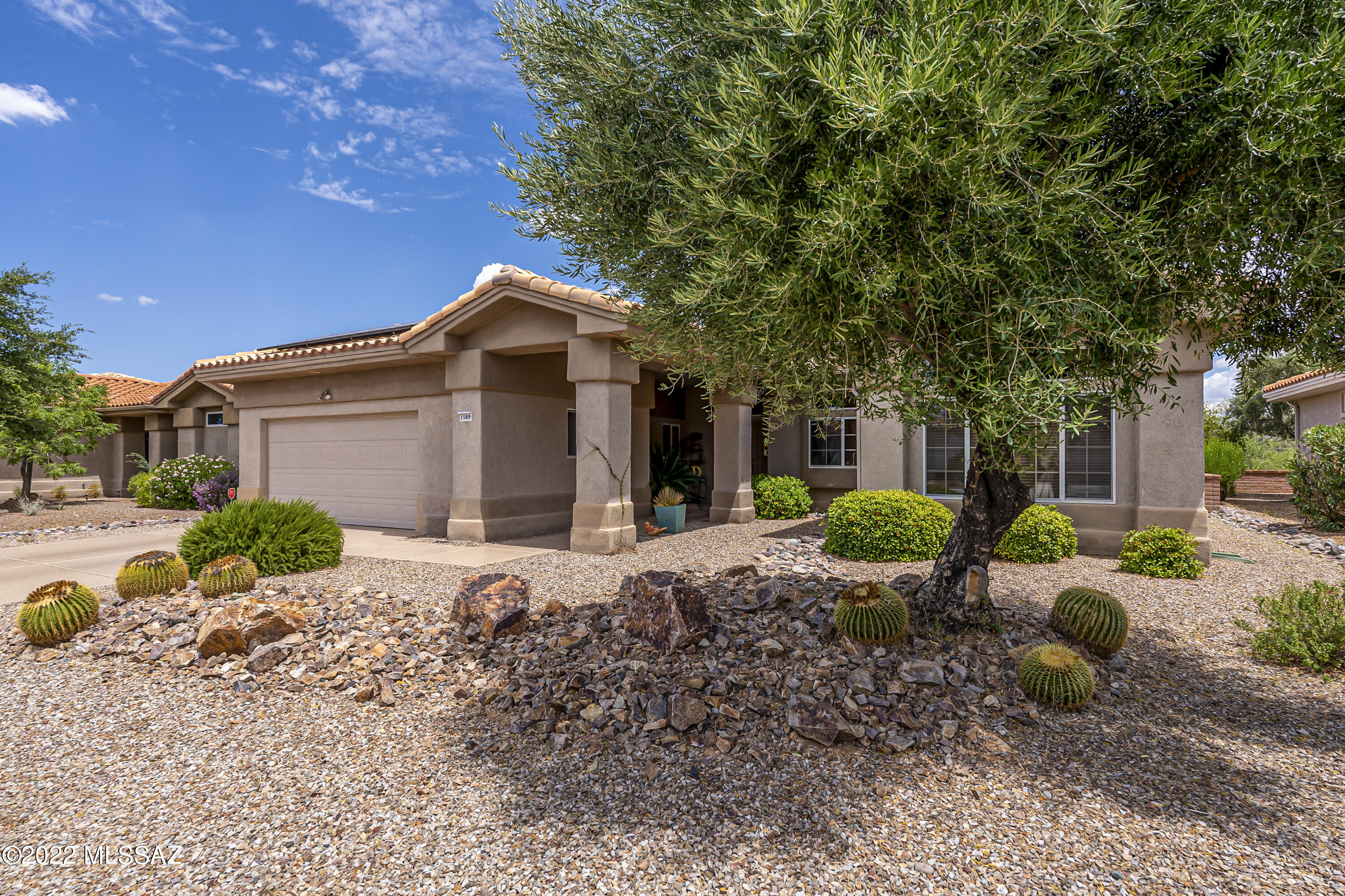 1589 East Crown Ridge Way Tucson, AZ 85755 - Photo 4 of 50