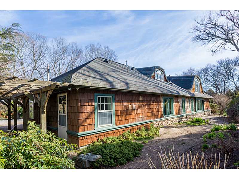 19 Stumpy Point Lane Charlestown, RI 02813 - Photo 20 of 24 Exterior Back.