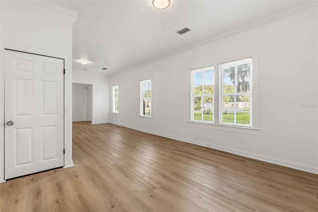 1921 Northeast 8th Road Ocala, FL 34470 - Photo 14 of 49