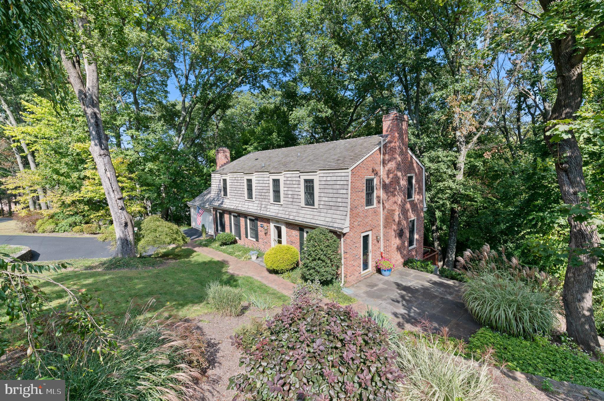 555 Tory Hill Road Devon, PA 19333 - Photo 4 of 45