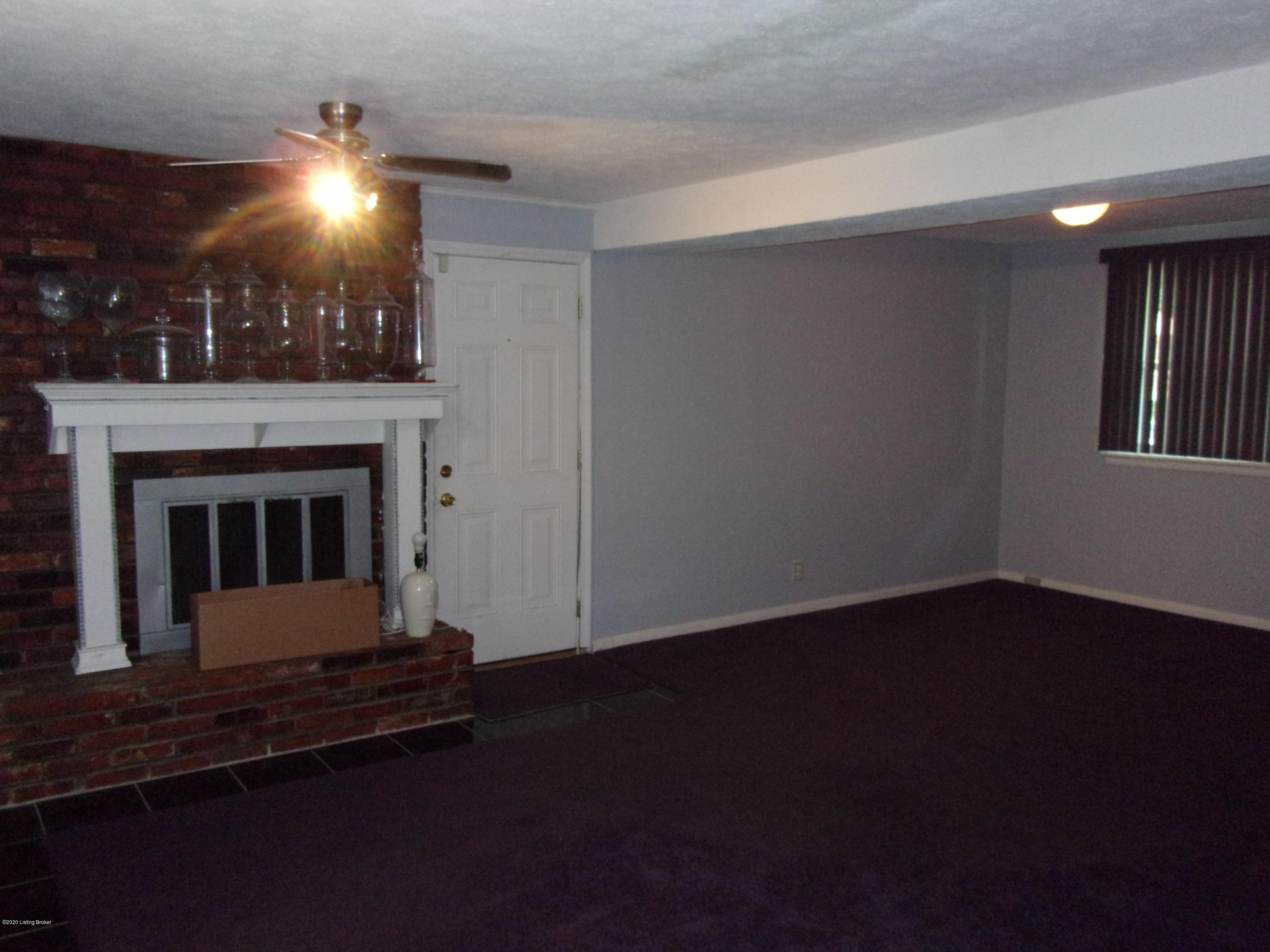 6708 Fernview Road Louisville, KY 40291 - Photo 8 of 25 102_0077