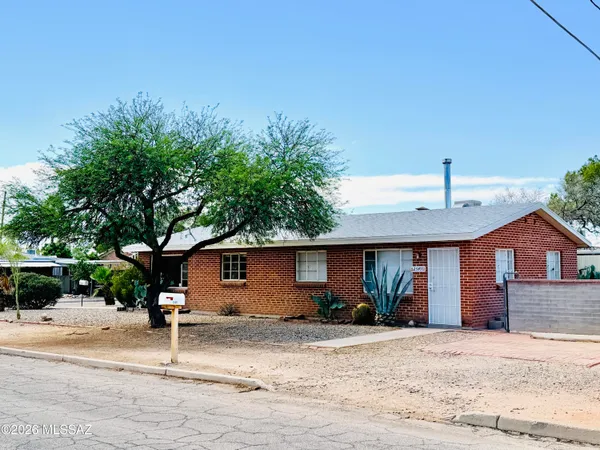 $249,000 | 2549 East Linden Street, Tucson, AZ 85716