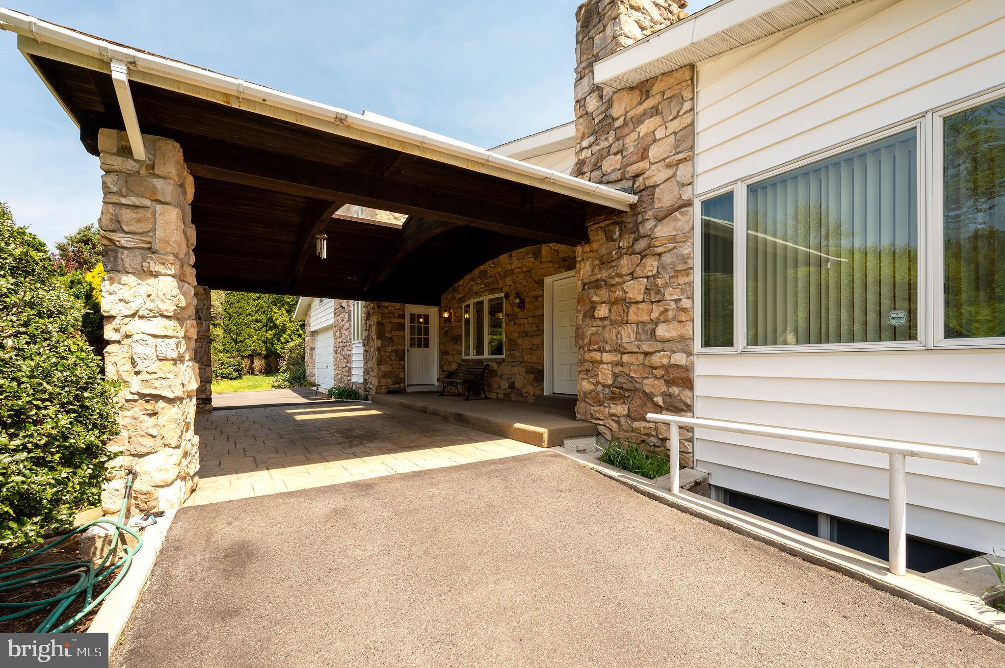 5757 Stoudts Ferry Bridge Road Reading, PA 19605 - Photo 5 of 66 Gallery Image 5