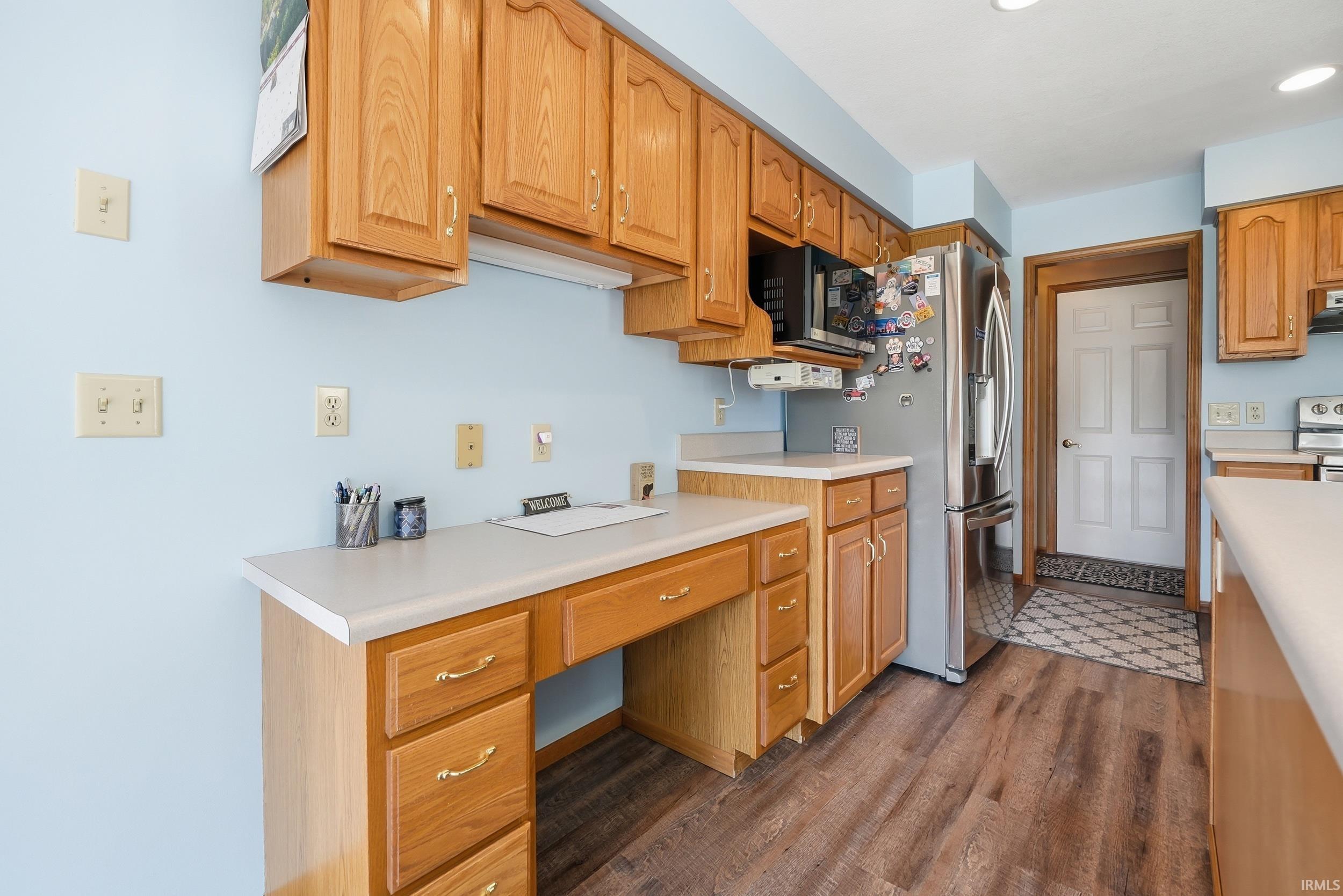 415 Ridge Hill Place Fort Wayne, IN 46804 - Photo 12 of 36 Gallery Image 12
