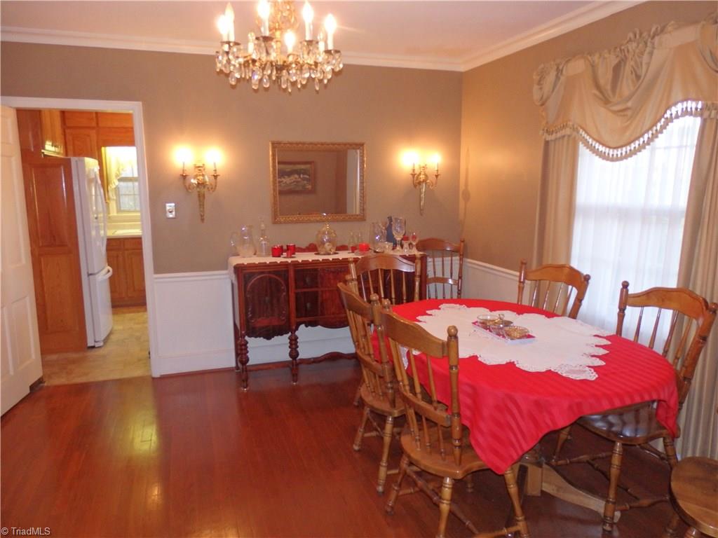 206 Coleridge Road Ramseur, NC 27316 - Photo 12 of 30 dining room