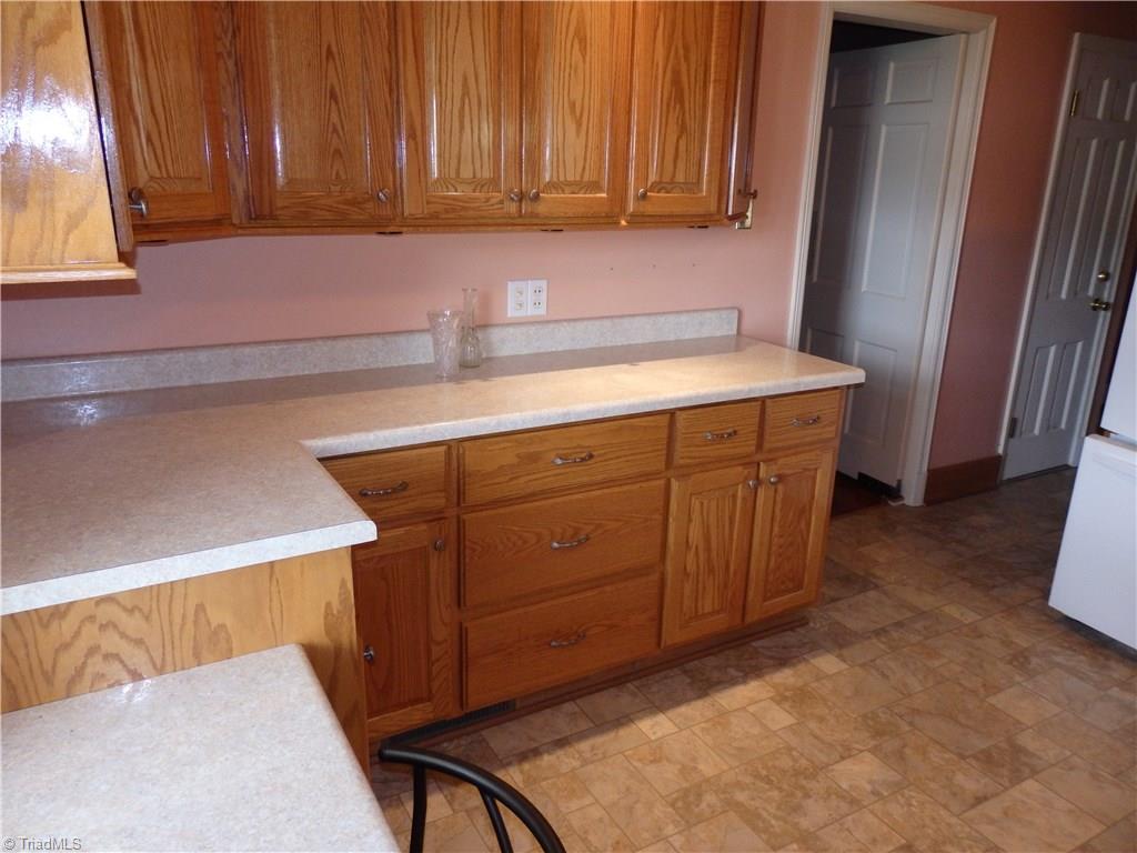 206 Coleridge Road Ramseur, NC 27316 - Photo 10 of 30 Gallery Image 10