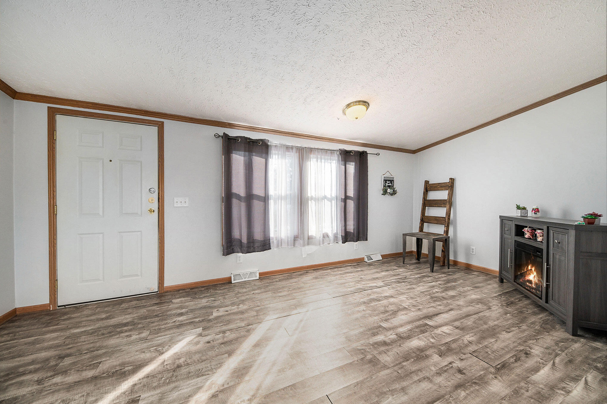 1619 Miller Road Kalamazoo, MI 49001 - Photo 4 of 21 Converted_4