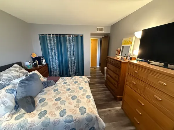 $185,000 | 3 A Kingery Quarter, Unit 103, Willowbrook, IL 60527