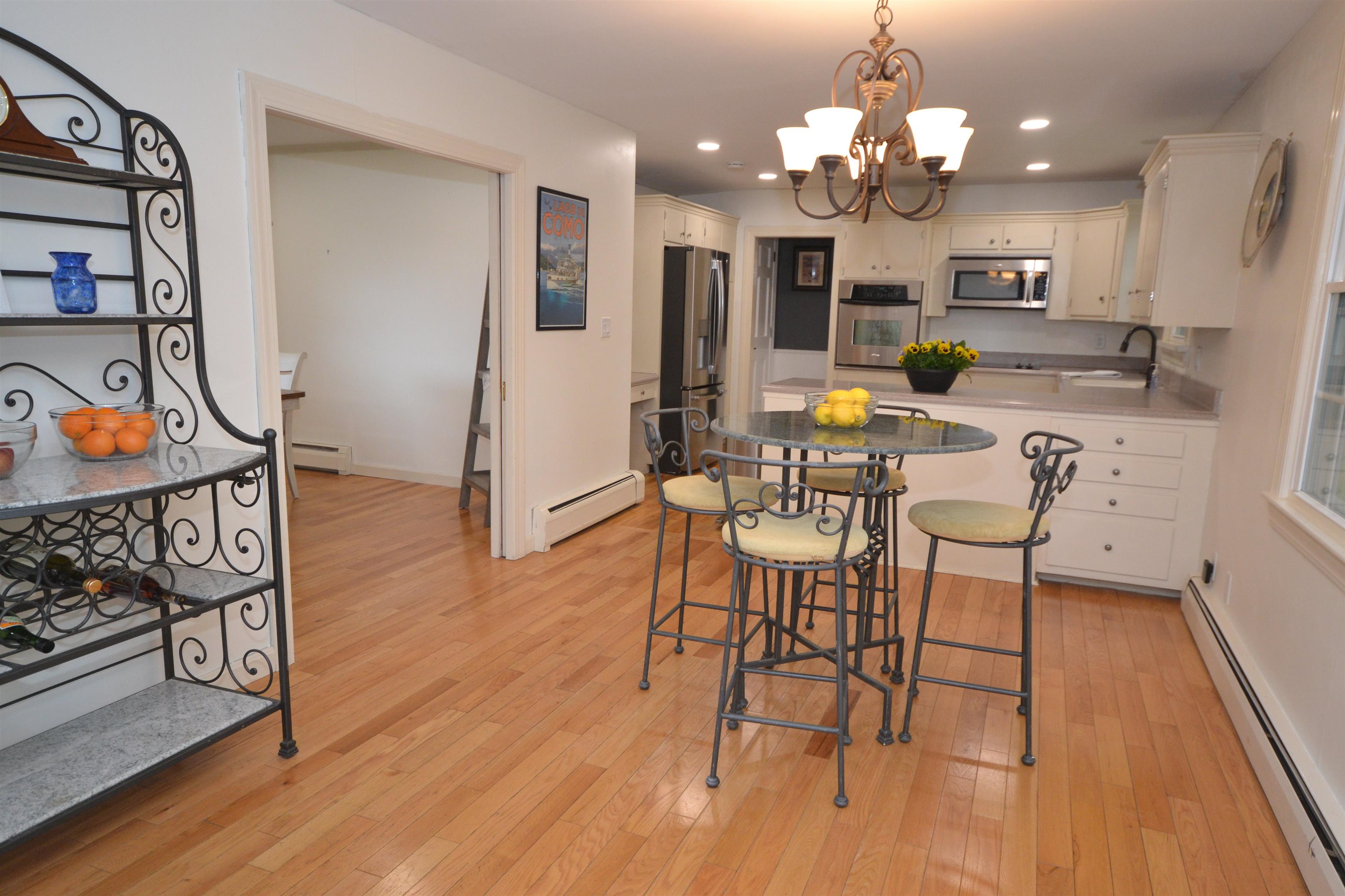 116 Ridgewood Avenue Keene, NH 03431 - Photo 12 of 40