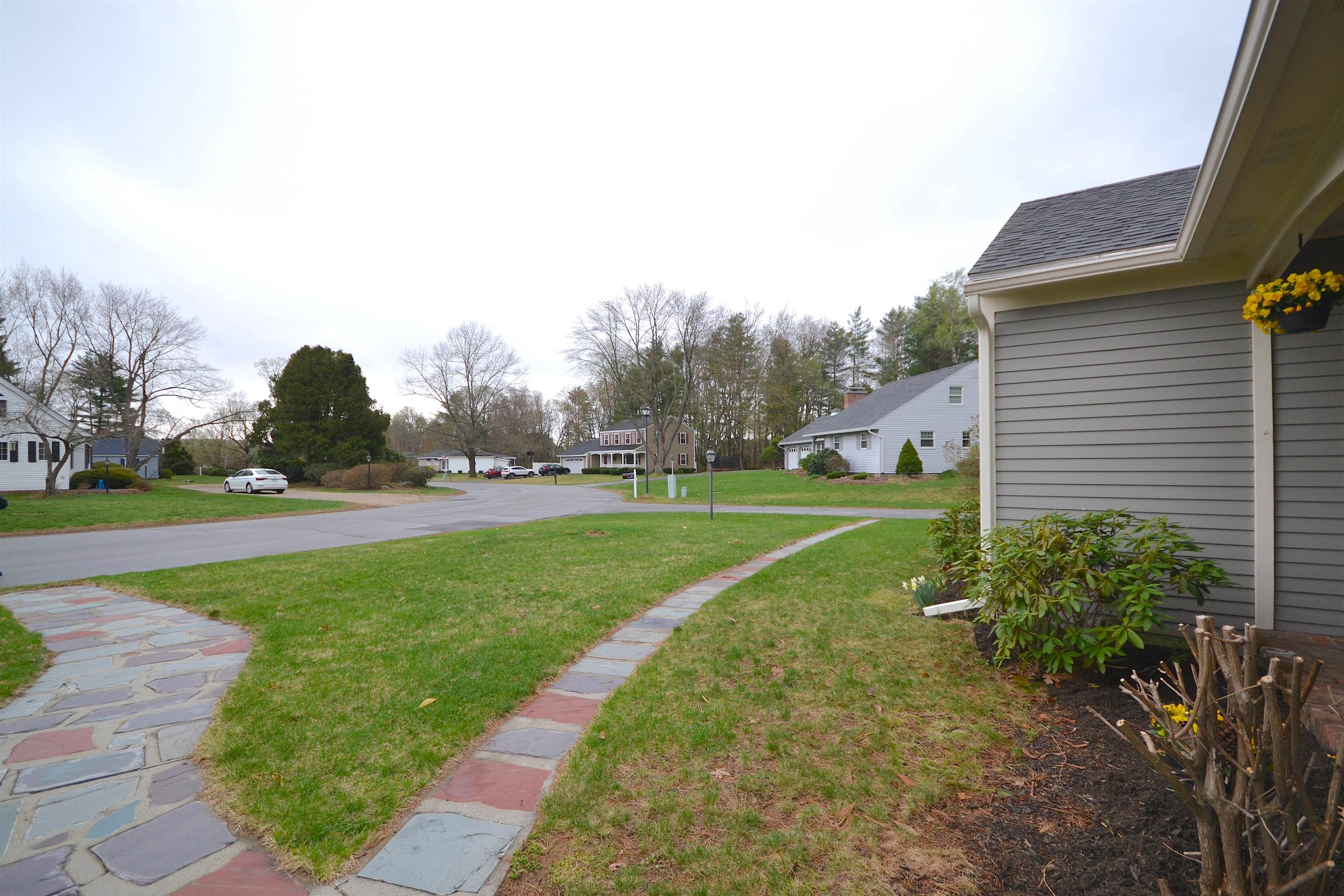 116 Ridgewood Avenue Keene, NH 03431 - Photo 6 of 40