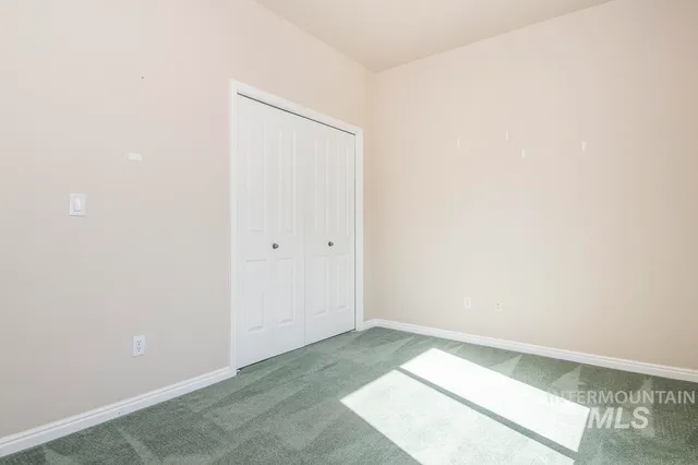 $455,000 | 325 South Whisperwood Way, Boise, ID 83709