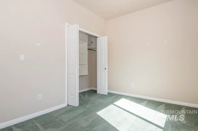 $455,000 | 325 South Whisperwood Way, Boise, ID 83709