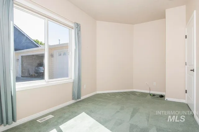 $455,000 | 325 South Whisperwood Way, Boise, ID 83709