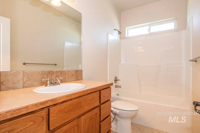 $455,000 | 325 South Whisperwood Way, Boise, ID 83709