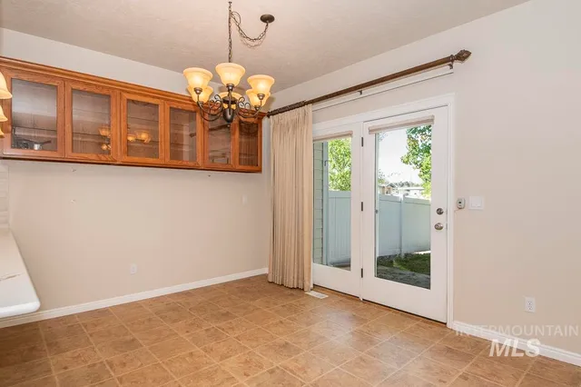 $455,000 | 325 South Whisperwood Way, Boise, ID 83709