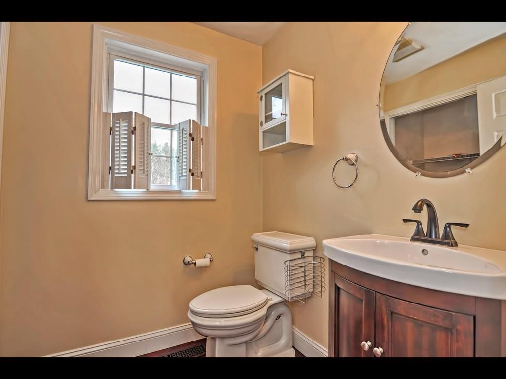 85 Pine Street Franklin, MA 02038 - Photo 12 of 38