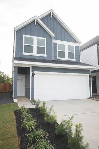 $2,650 | 10217 Berkeley Spgs Trail, Houston, TX 77051