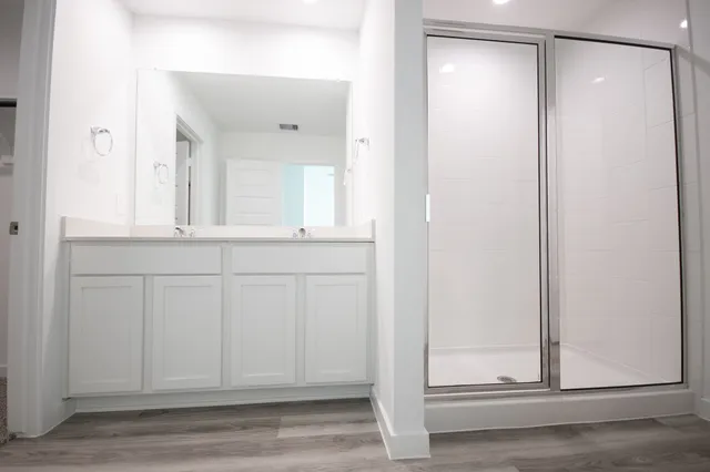 $2,650 | 10217 Berkeley Spgs Trail, Houston, TX 77051