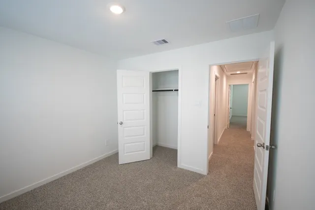 $2,650 | 10217 Berkeley Spgs Trail, Houston, TX 77051