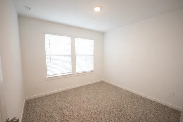 $2,650 | 10217 Berkeley Spgs Trail, Houston, TX 77051