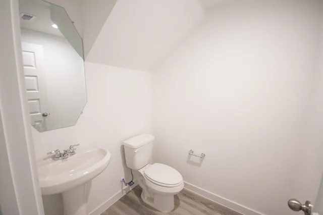 $2,650 | 10217 Berkeley Spgs Trail, Houston, TX 77051