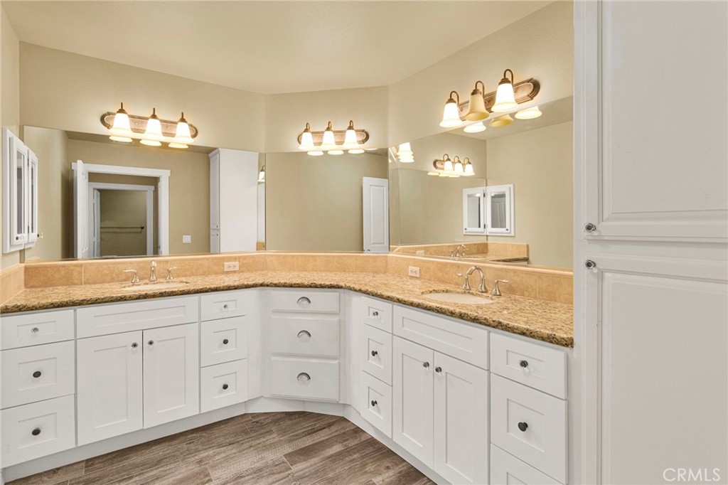 16653 Iwa Road Apple Valley, CA 92307 - Photo 28 of 60 Gallery Image 28