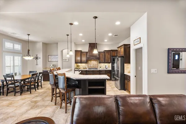 $700,000 | Undisclosed Address, Bakersfield, CA 93314