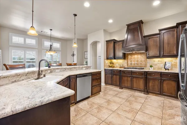 $700,000 | Undisclosed Address, Bakersfield, CA 93314