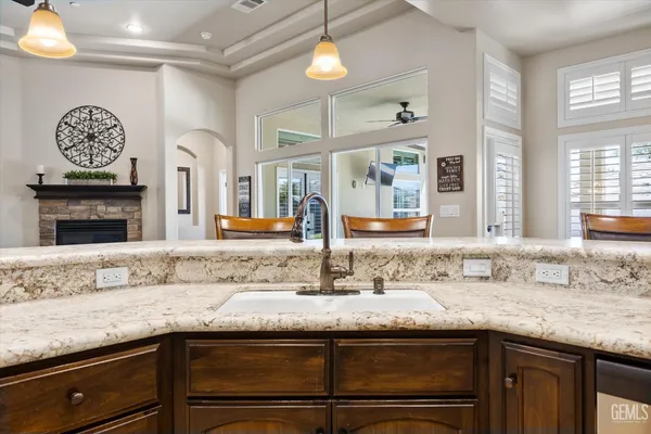 $700,000 | Undisclosed Address, Bakersfield, CA 93314
