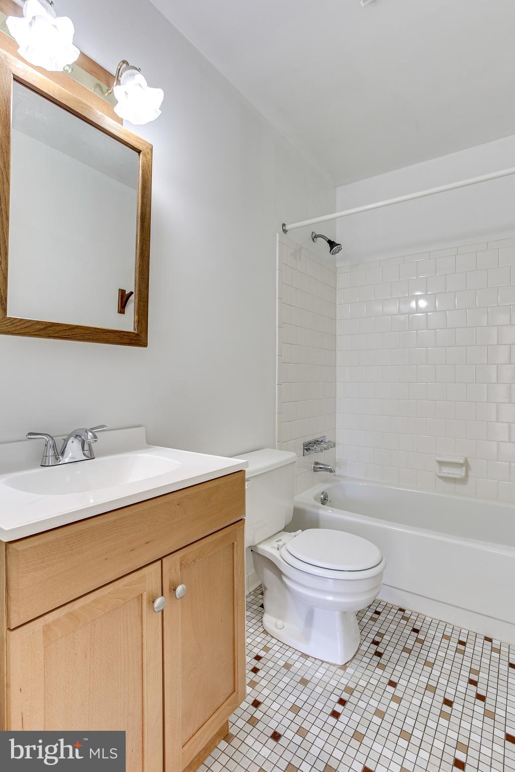 9906 Maidbrook Road Baltimore, MD 21234 - Photo 10 of 27 Main Level Bathroom