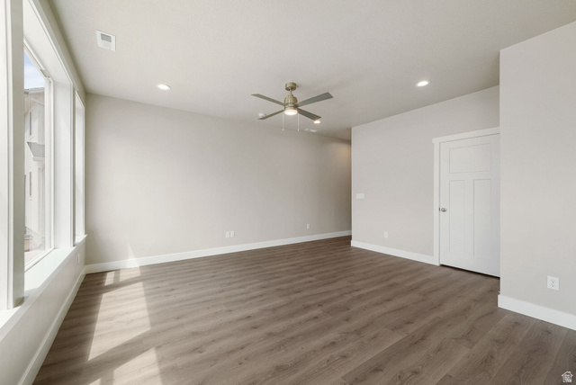 175 West 930 North Santaquin, UT 84655 - Photo 6 of 22 Spacious interior featuring a vaulted ceiling with a ceiling fan and recessed lighting