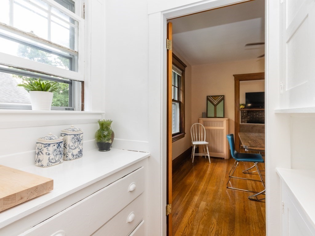 112 Adena Road, Unit 112 Newton, MA 02465 - Photo 8 of 31