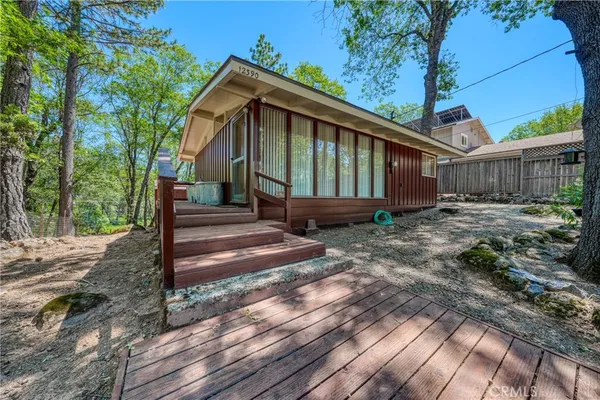$237,500 | 12390 Ridge Road, Middletown, CA 95461