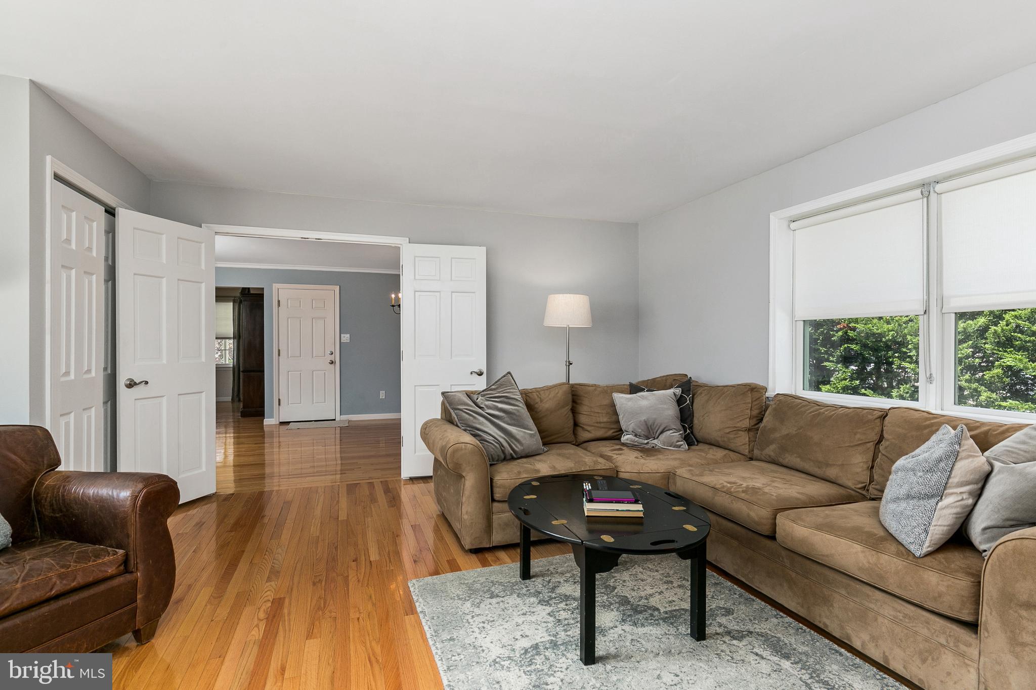 214 Farmington Road Delran, NJ 08075 - Photo 16 of 26 Family Room