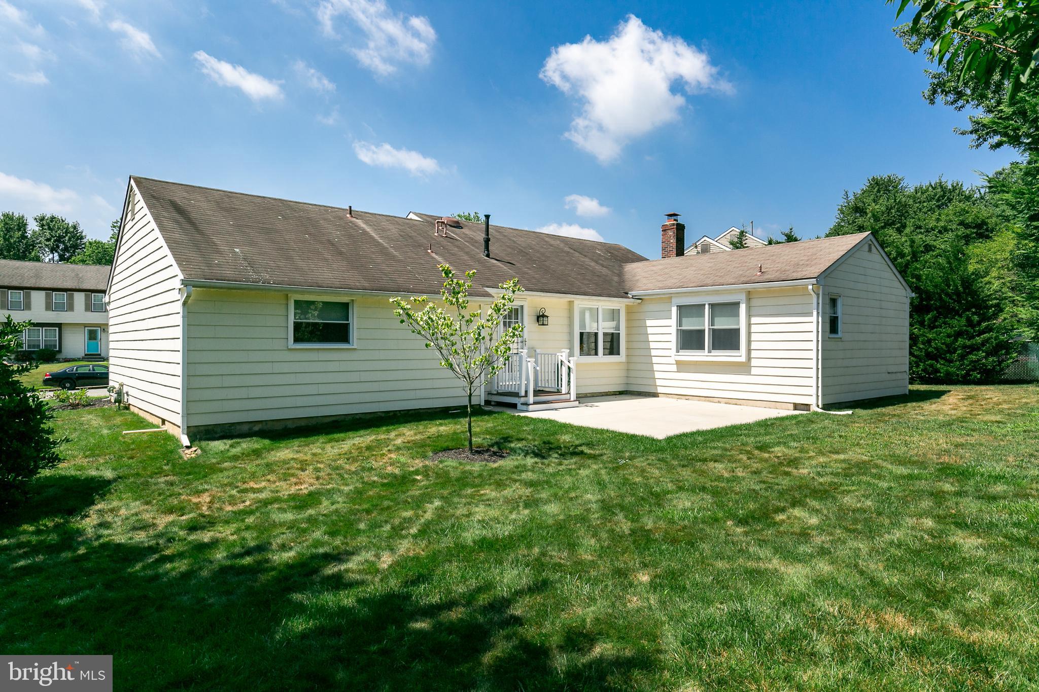 214 Farmington Road Delran, NJ 08075 - Photo 23 of 26 Exterior Back