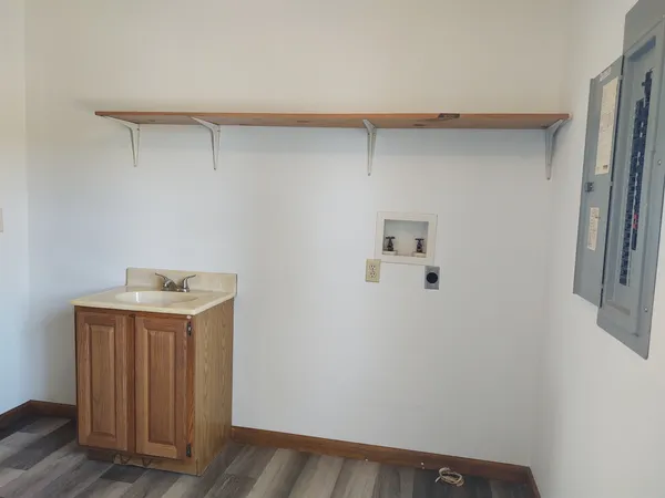 $184,000 | 2000 Highway 147, Vienna, IL 62995