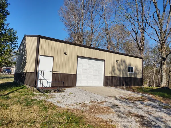 $184,000 | 2000 Highway 147, Vienna, IL 62995