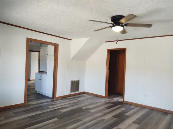 $184,000 | 2000 Highway 147, Vienna, IL 62995