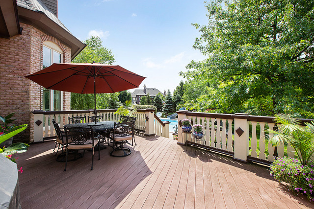 218 Shadow Ridge Court Palos Park, IL 60464 - Photo 36 of 40 a view of deck with patio and outdoor seating