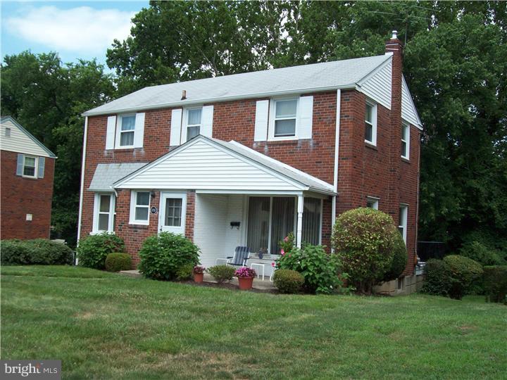 1715 Tyson Road Havertown, PA 19083 - Photo 3 of 25 Exterior Side