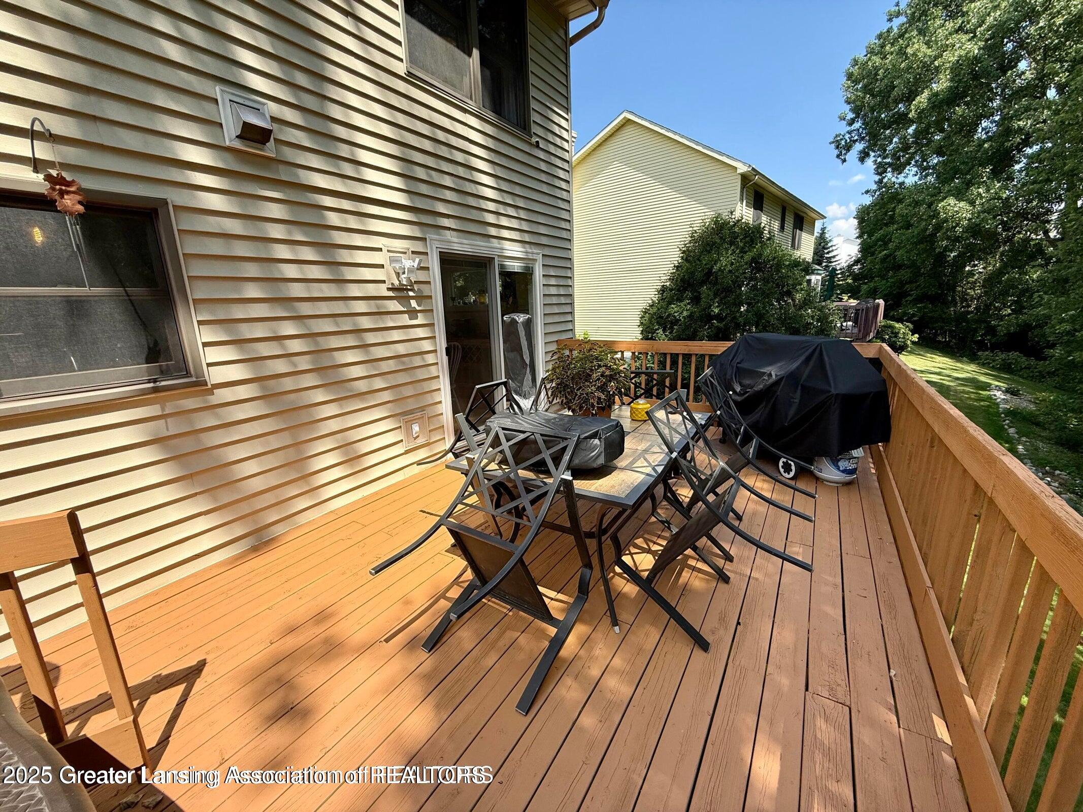 229 Williamsburg Road Lansing, MI 48917 - Photo 49 of 61 20250707225143886796000000-o